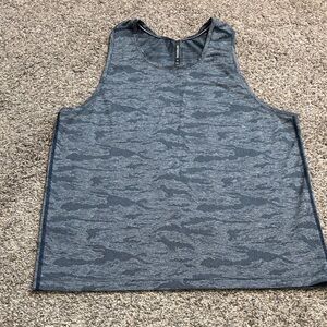 Ten Thousand Tank Top size medium